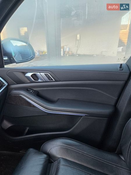 Внедорожник / Кроссовер BMW X5 2020 в Житомире