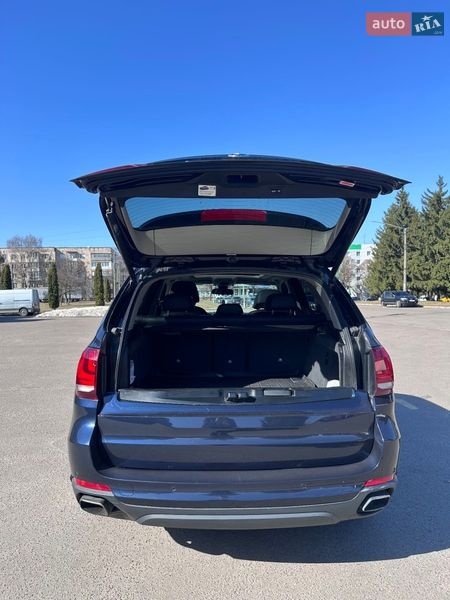 Позашляховик / Кросовер BMW X5 2016 в Рівному