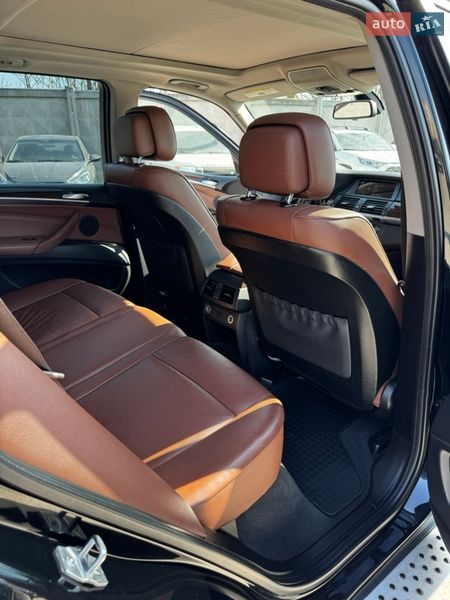 Внедорожник / Кроссовер BMW X5 2012 в Одессе