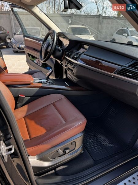 Внедорожник / Кроссовер BMW X5 2012 в Одессе