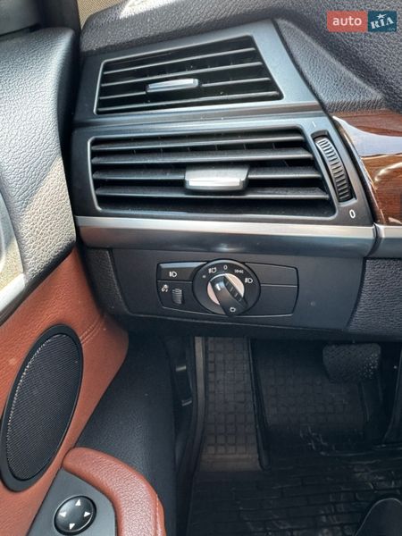 Внедорожник / Кроссовер BMW X5 2012 в Одессе