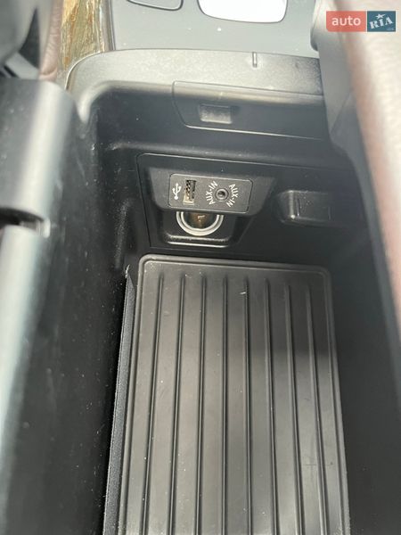 Позашляховик / Кросовер BMW X5 2015 в Чернівцях