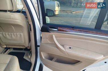 Внедорожник / Кроссовер BMW X5 2010 в Коростышеве