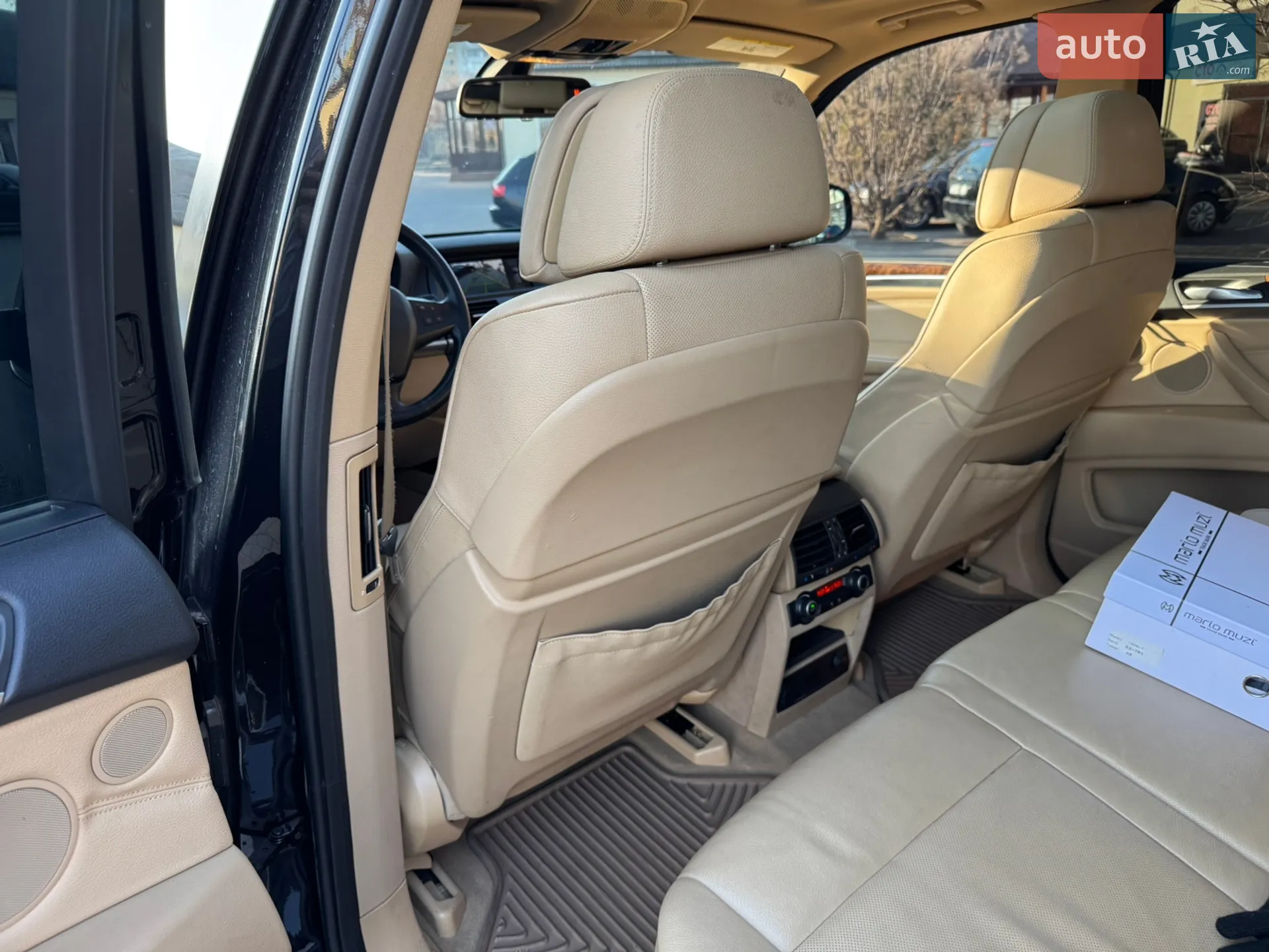 2011 BMW X5 - мініатюра 10