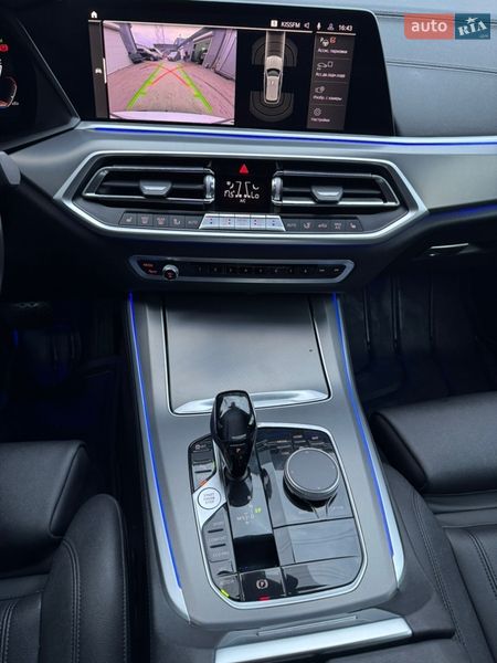 Внедорожник / Кроссовер BMW X5 2021 в Киеве