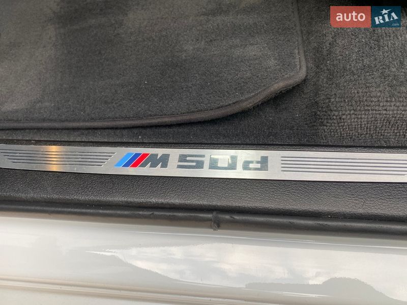 Позашляховик / Кросовер BMW X5 2015 в Луцьку
