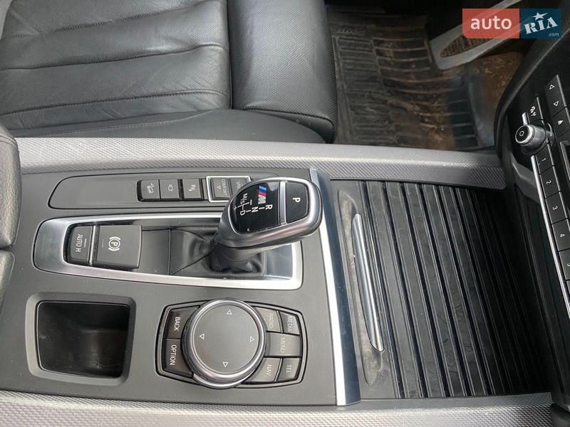 Позашляховик / Кросовер BMW X5 2015 в Луцьку