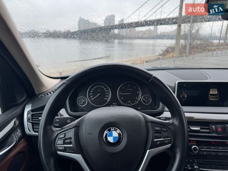 Позашляховик / Кросовер BMW X5 2016 в Києві