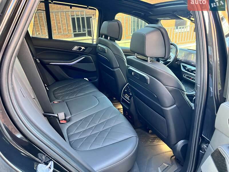 Позашляховик / Кросовер BMW X5 2023 в Дніпрі