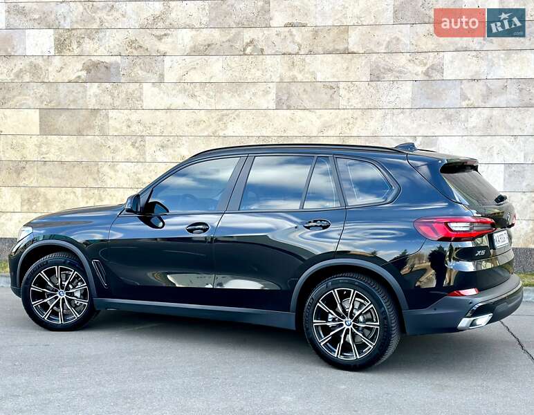 Позашляховик / Кросовер BMW X5 2022 в Києві фото 24 Позашляховик / Кросовер BMW X5 2022 в Києві