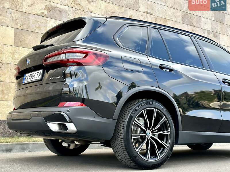 Позашляховик / Кросовер BMW X5 2022 в Києві фото 53 Позашляховик / Кросовер BMW X5 2022 в Києві