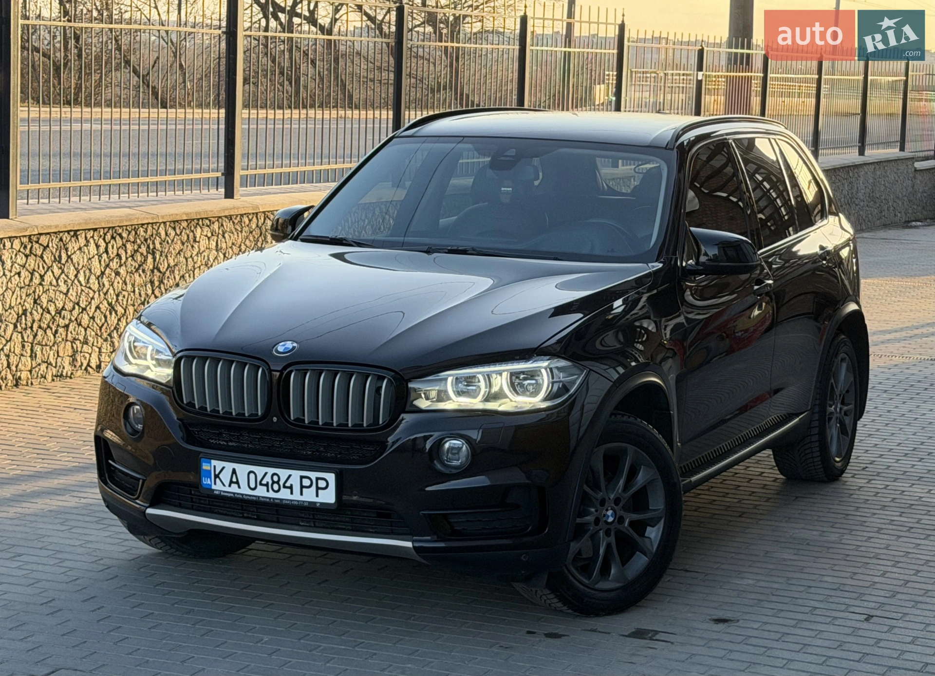 2015 BMW X5 - мініатюра 3