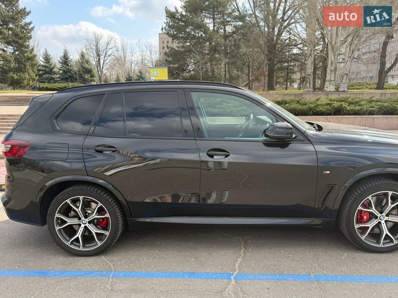 Внедорожник / Кроссовер BMW X5 2021 в Николаеве