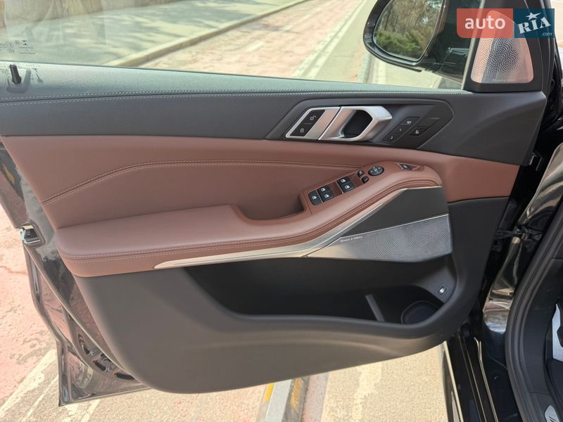 Внедорожник / Кроссовер BMW X5 2021 в Николаеве