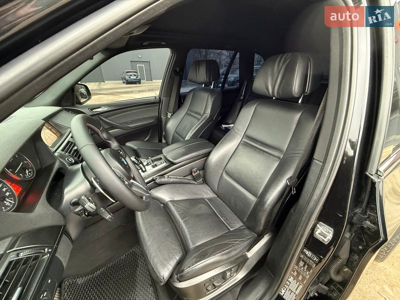 Внедорожник / Кроссовер BMW X5 2012 в Киеве