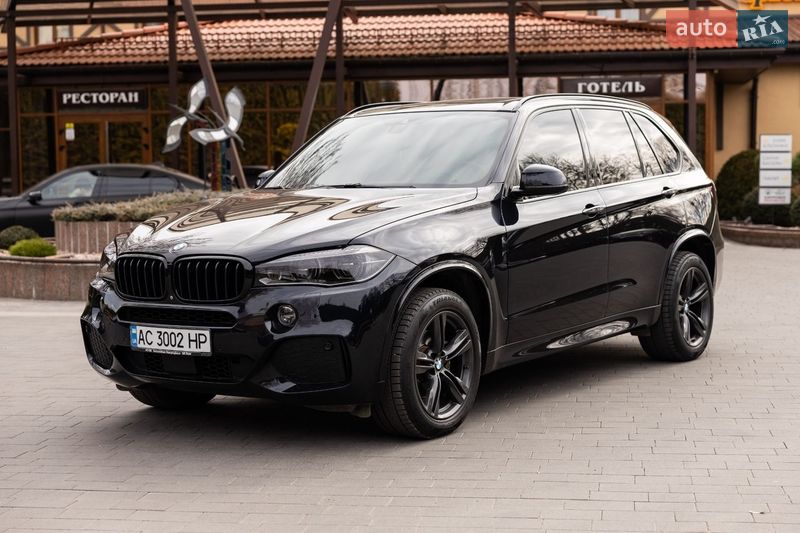 Позашляховик / Кросовер BMW X5 2016 в Луцьку