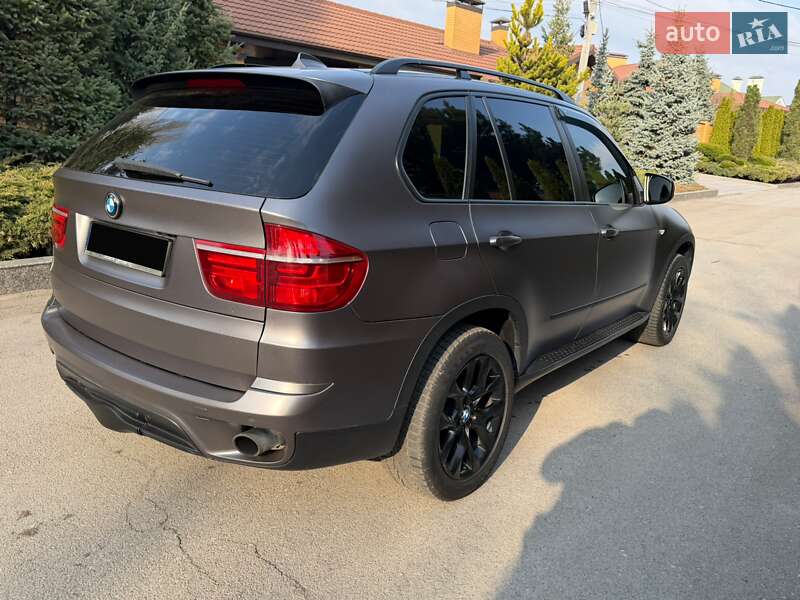 Позашляховик / Кросовер BMW X5 2012 в Дніпрі