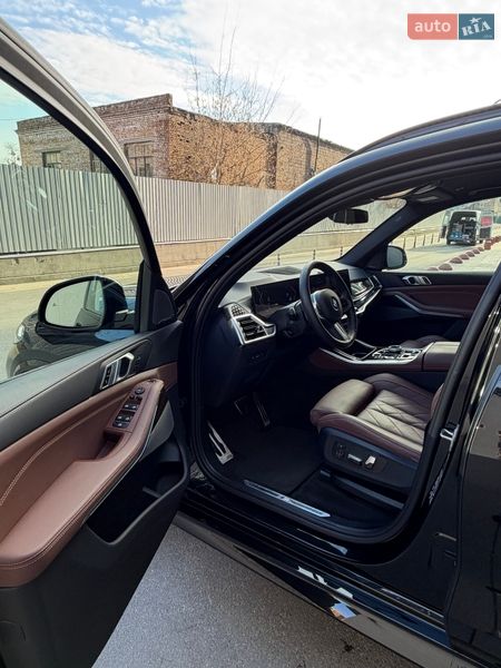 Внедорожник / Кроссовер BMW X5 2024 в Киеве