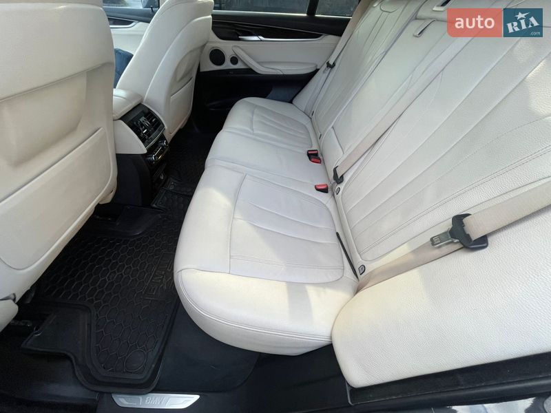 Позашляховик / Кросовер BMW X5 2015 в Ужгороді