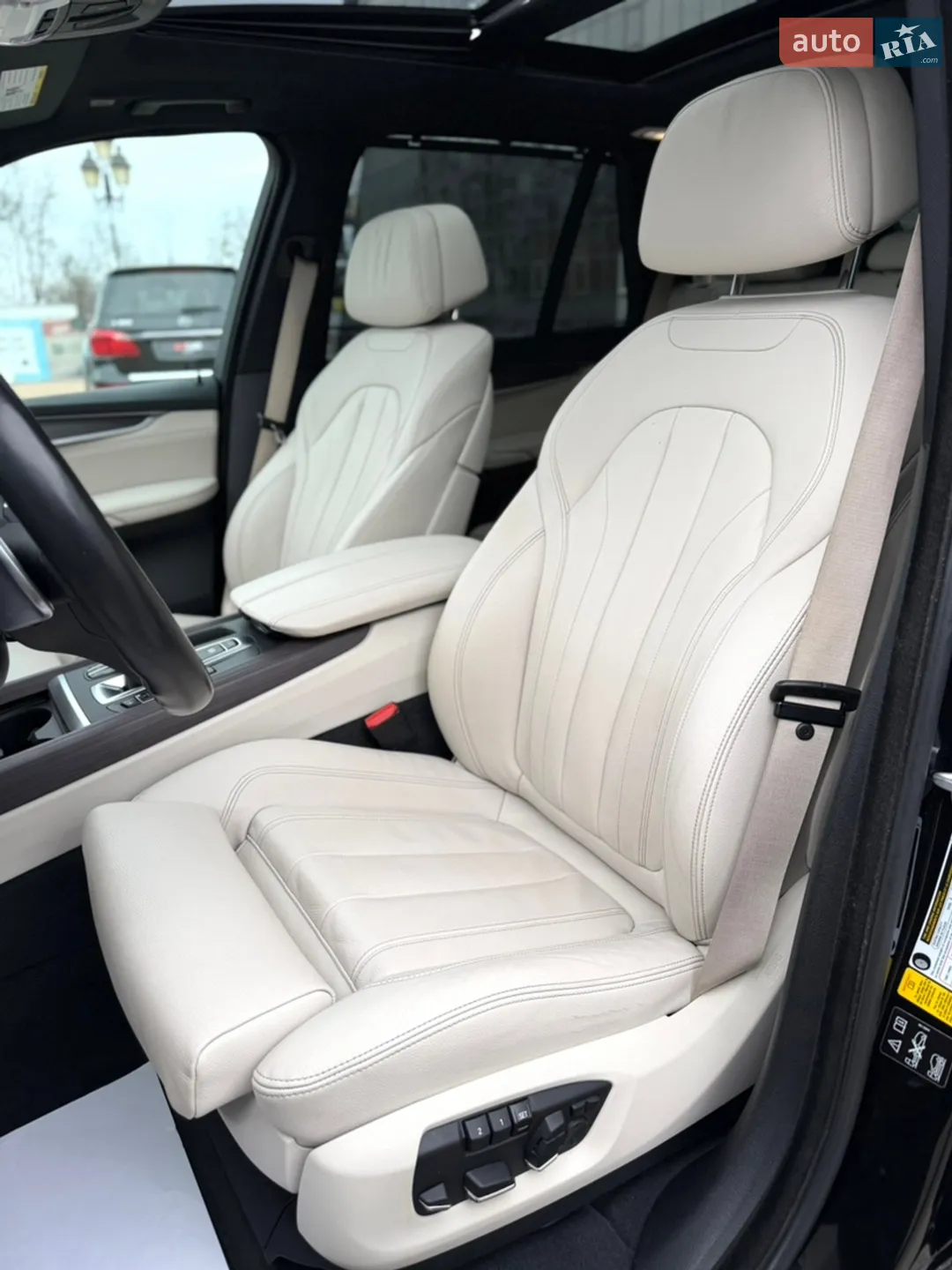 2017 BMW X5 - мініатюра 42