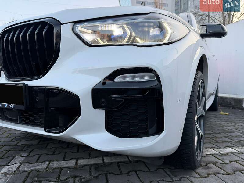 Внедорожник / Кроссовер BMW X5 2019 в Черновцах