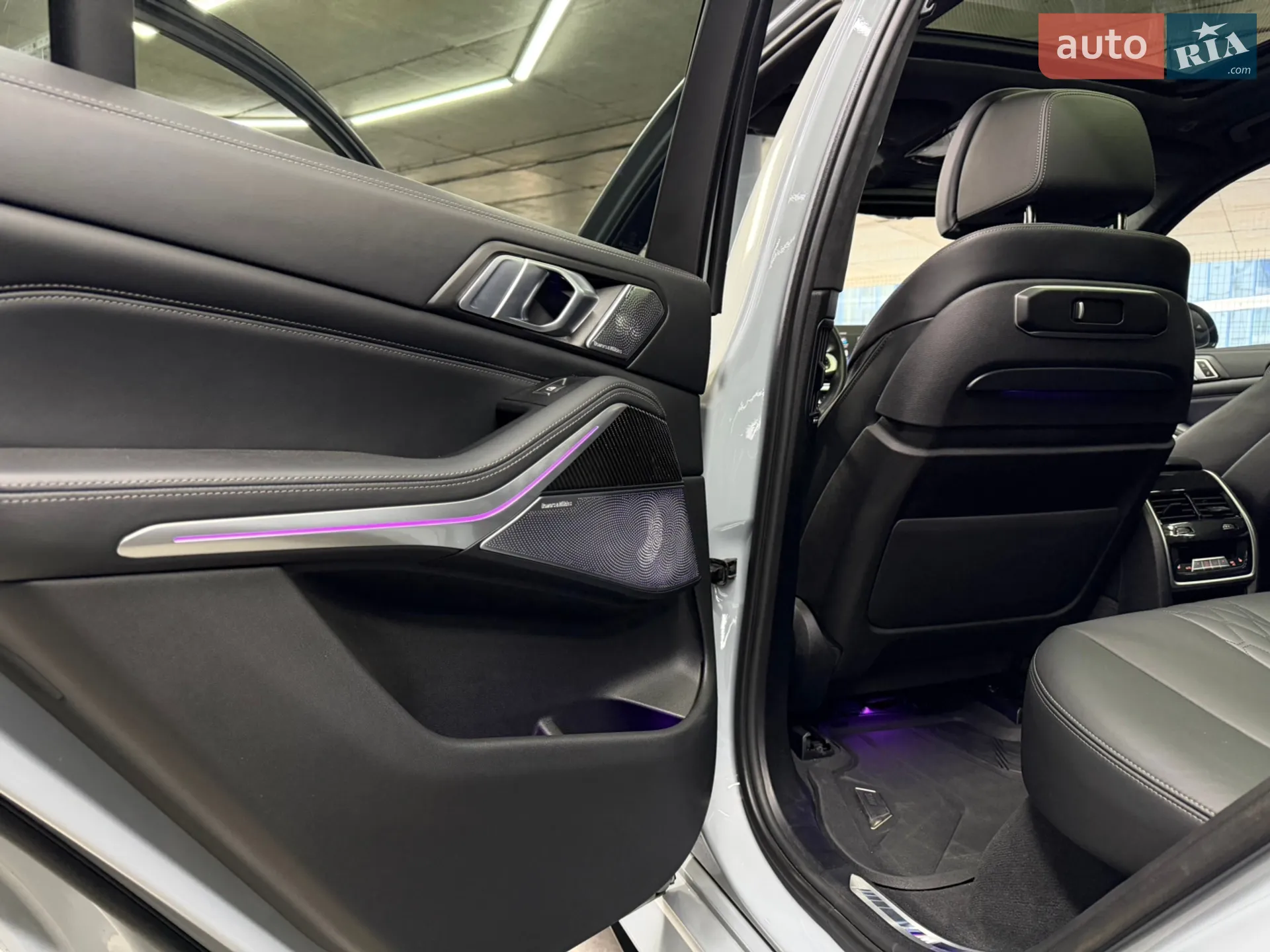2023 BMW X5 - мініатюра 23