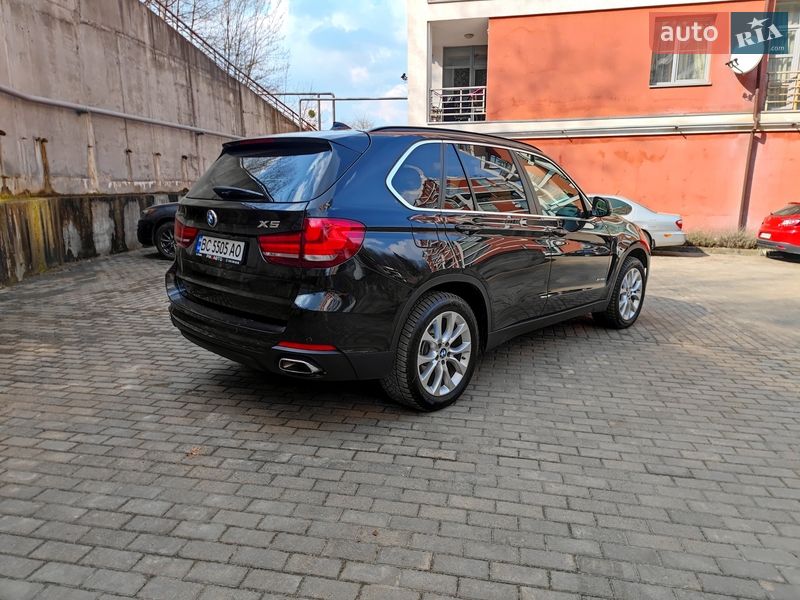 Позашляховик / Кросовер BMW X5 2016 в Львові