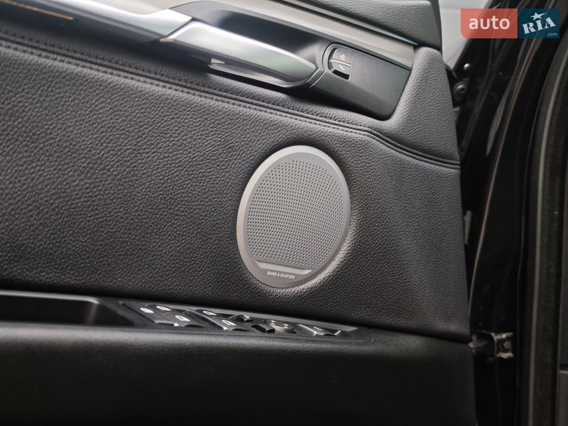 Внедорожник / Кроссовер BMW X5 2016 в Луцке