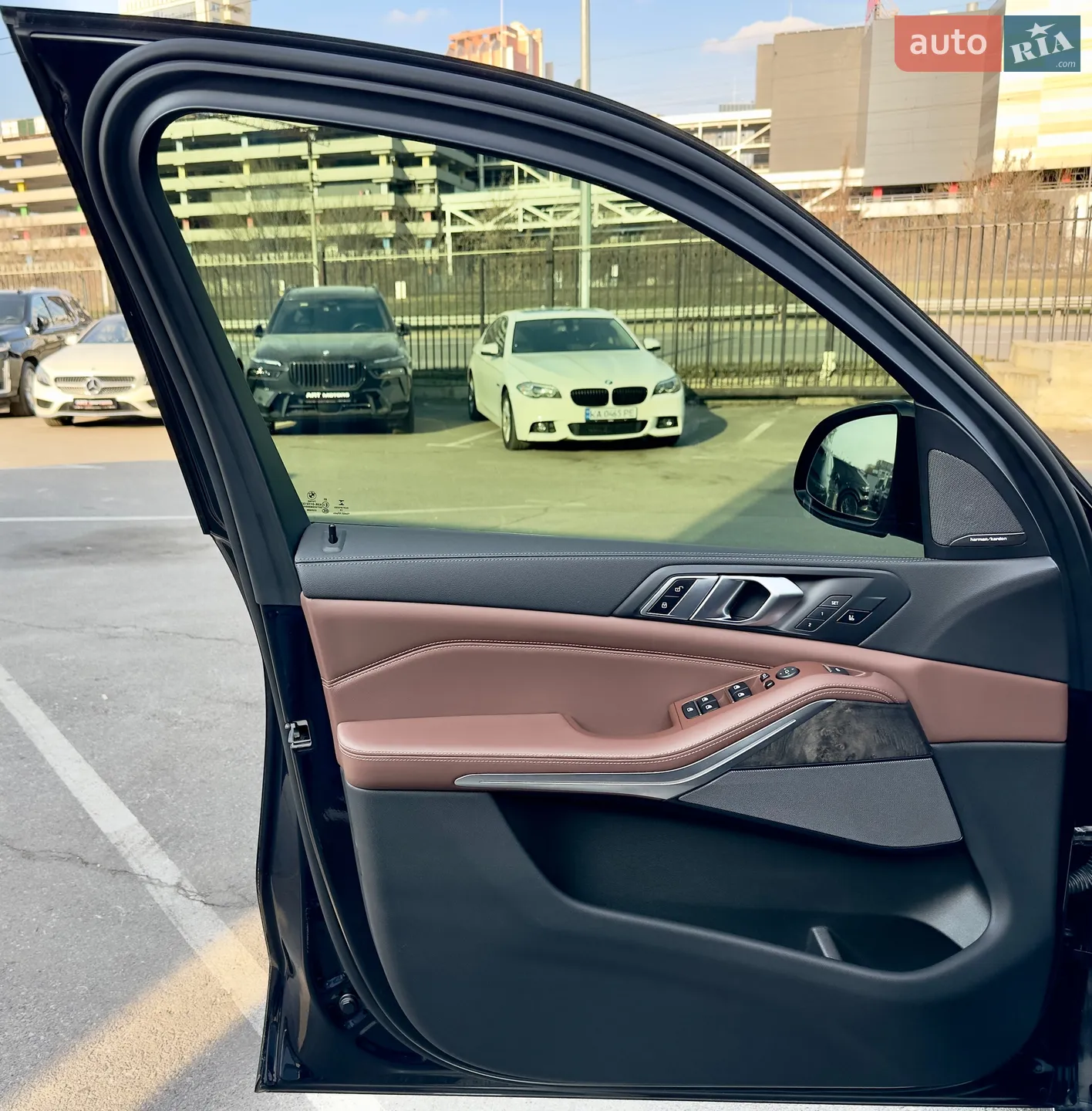2020 BMW X5 - мініатюра 17