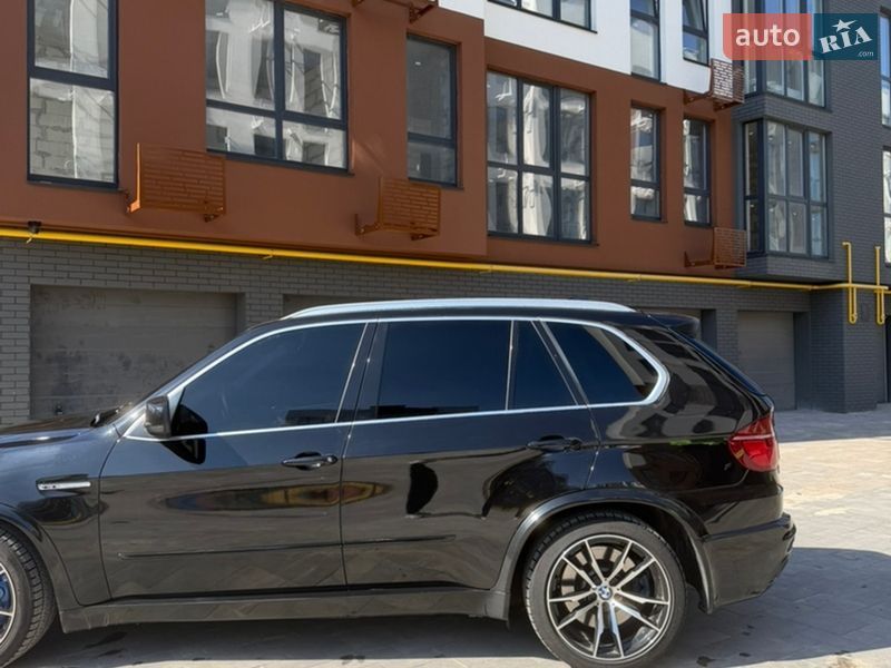 Внедорожник / Кроссовер BMW X5 2010 в Крюковщине