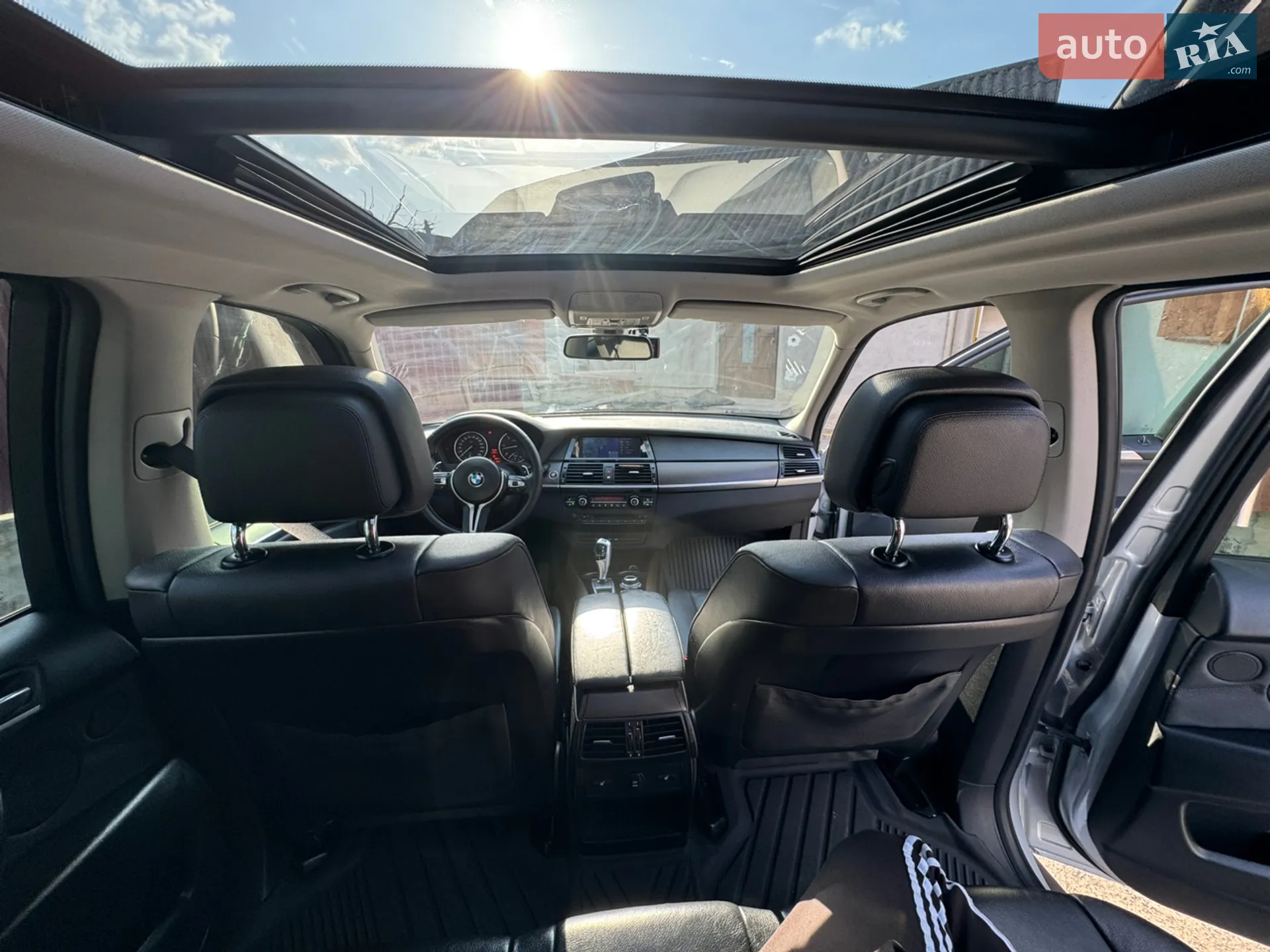 2010 BMW X5 - мініатюра 9