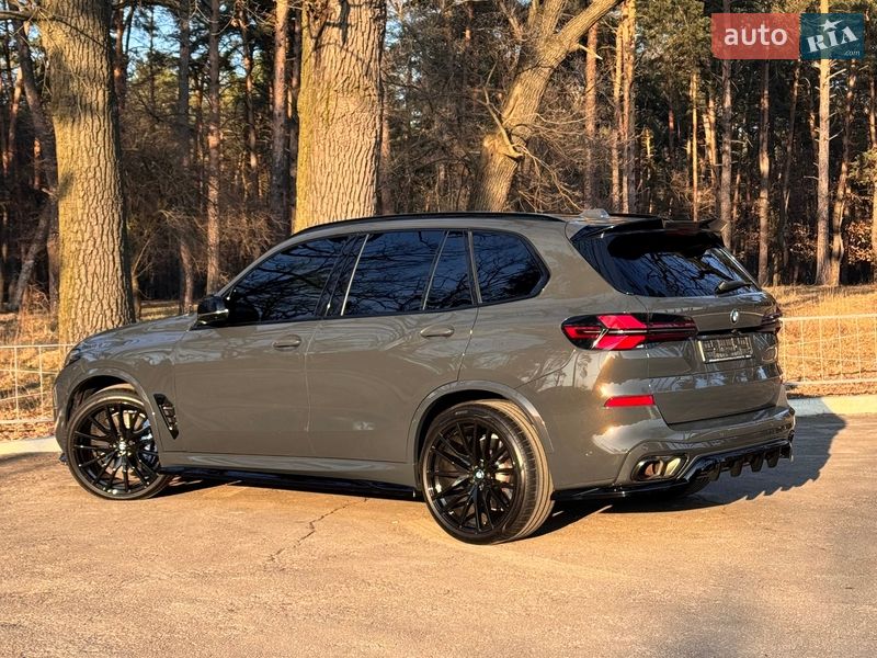 Внедорожник / Кроссовер BMW X5 2024 в Киеве