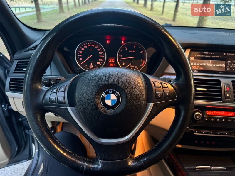 Позашляховик / Кросовер BMW X5 2007 в Луцьку
