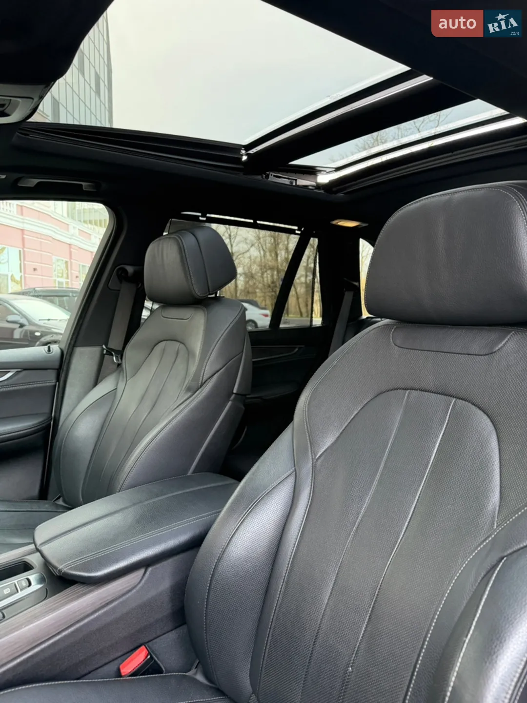2017 BMW X5 - мініатюра 47