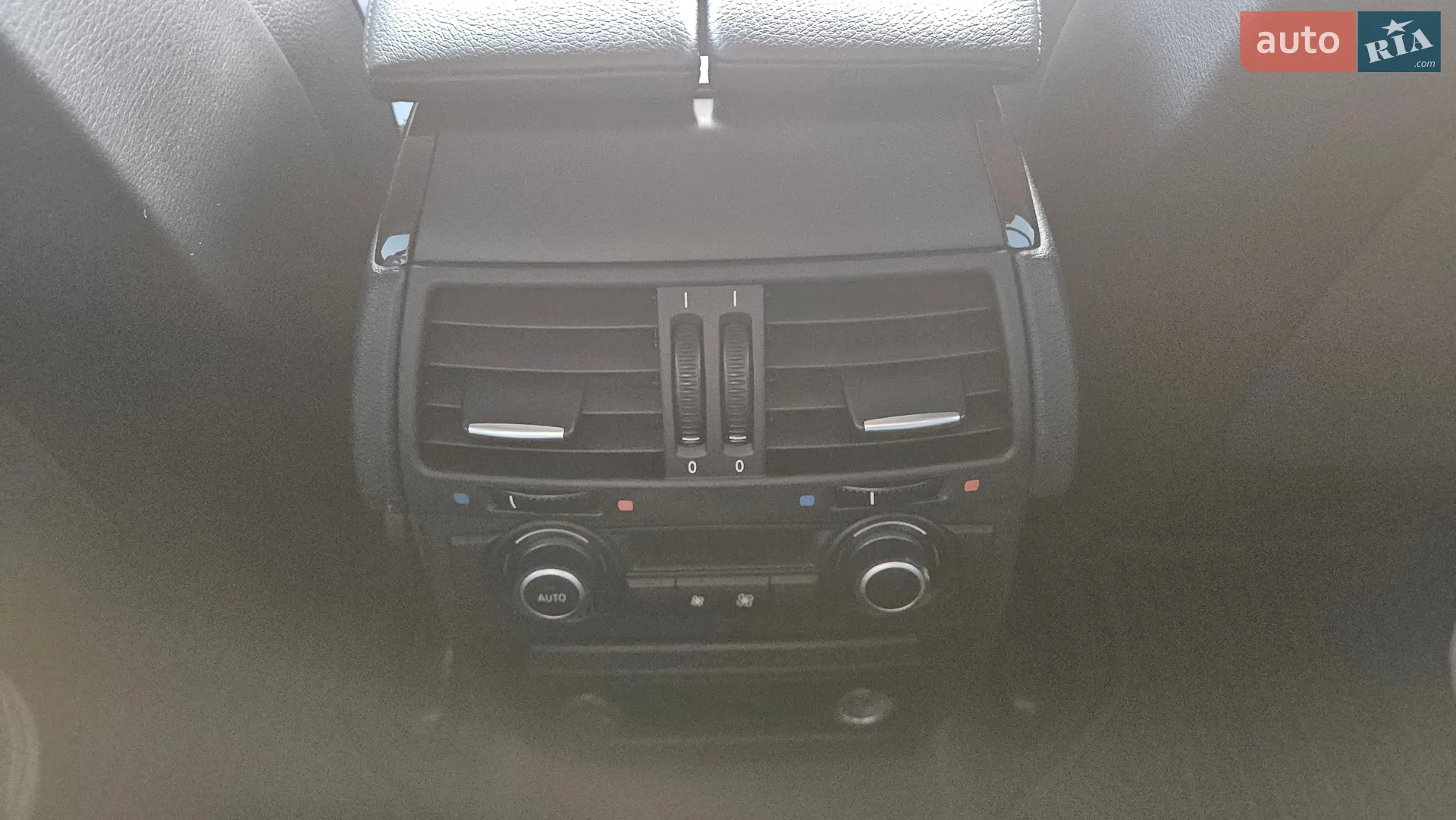 2011 BMW X5 - мініатюра 23