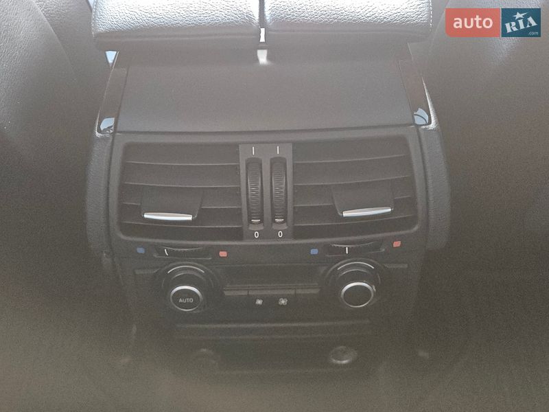 Внедорожник / Кроссовер BMW X5 2011 в Киеве