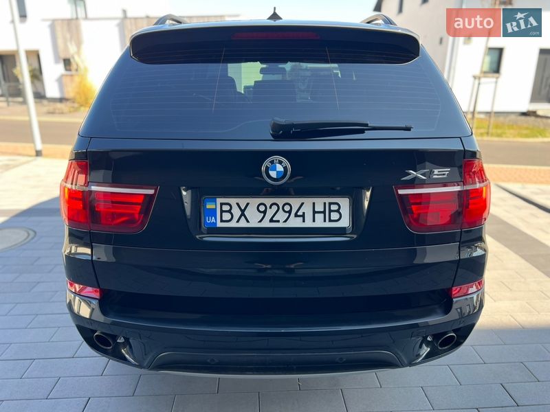 Внедорожник / Кроссовер BMW X5 2011 в Волочиске