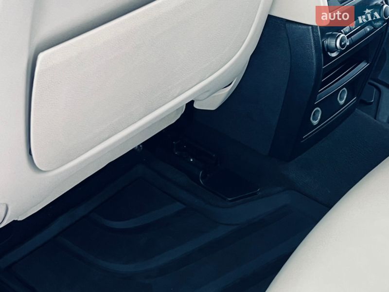 Внедорожник / Кроссовер BMW X5 2015 в Межгорье фото 16 Внедорожник / Кроссовер BMW X5 2015 в Межгорье