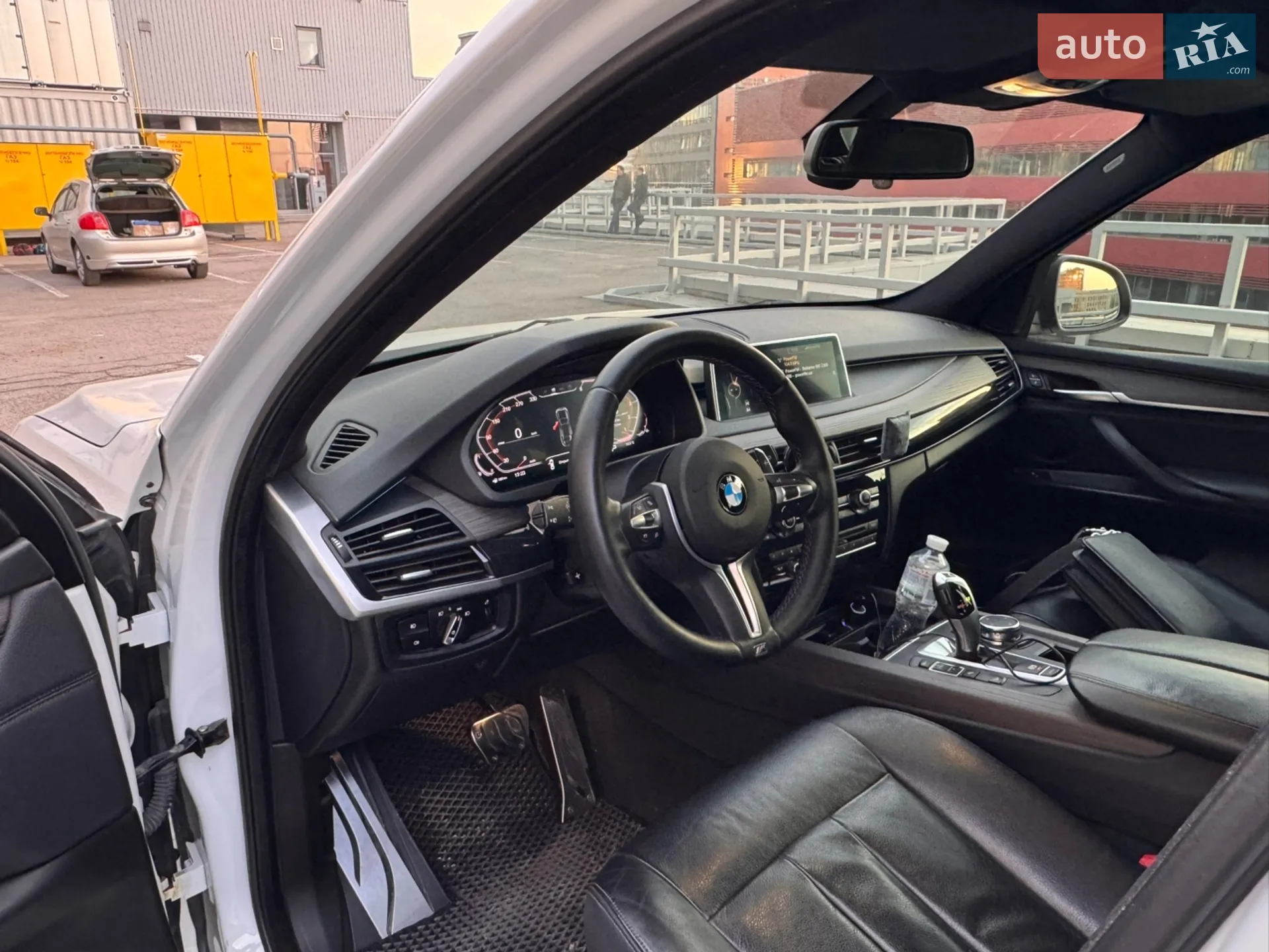 2015 BMW X5 - мініатюра 28