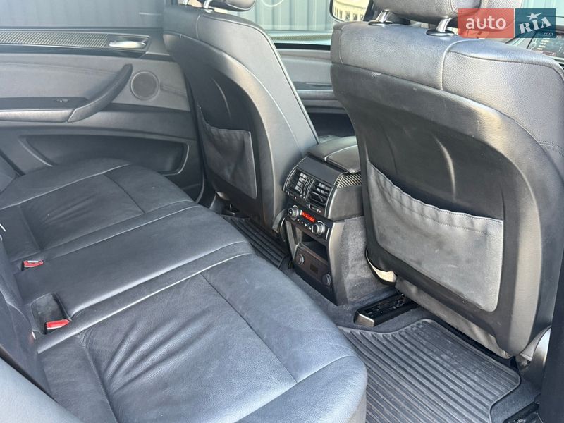 Внедорожник / Кроссовер BMW X5 2011 в Киеве