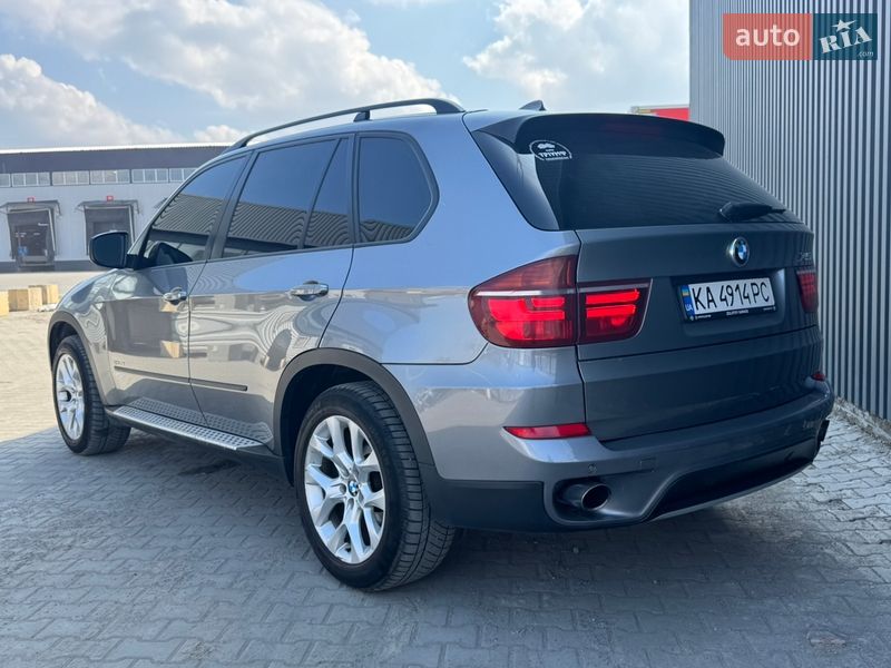 Внедорожник / Кроссовер BMW X5 2011 в Киеве