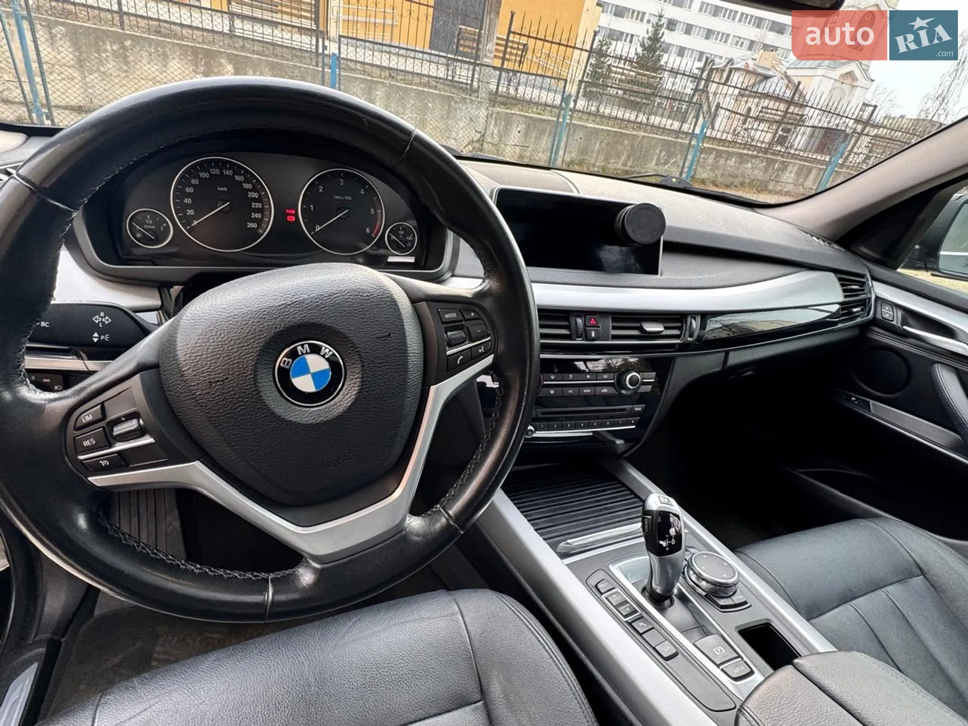 2016 BMW X5 - мініатюра 14