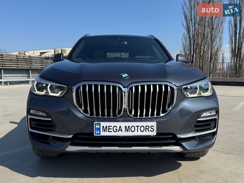 Внедорожник / Кроссовер BMW X5 2019 в Киеве
