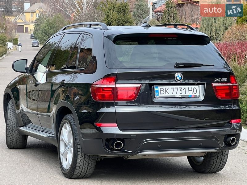 Внедорожник / Кроссовер BMW X5 2010 в Ровно