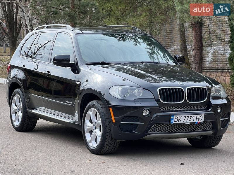 Внедорожник / Кроссовер BMW X5 2010 в Ровно