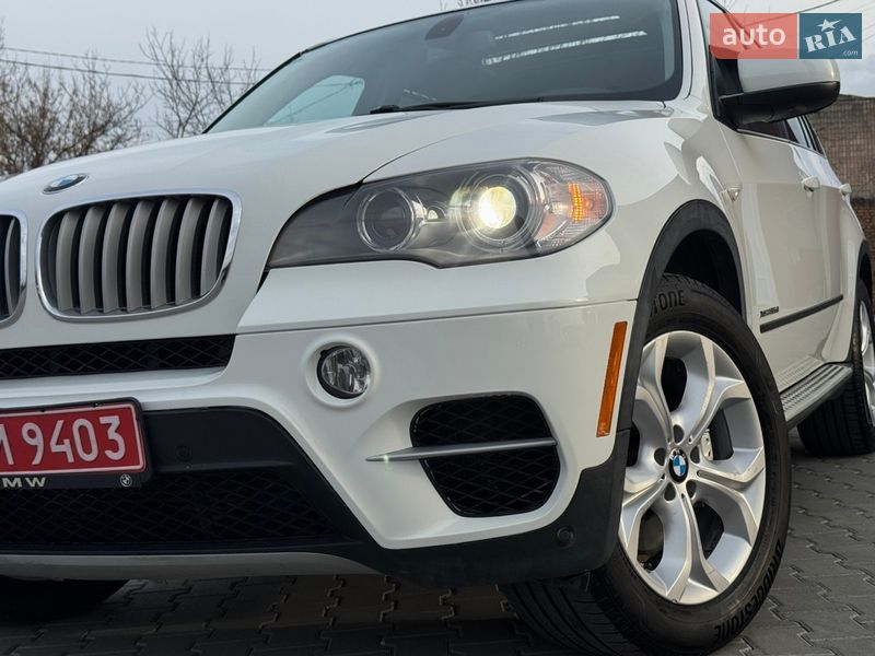 Позашляховик / Кросовер BMW X5 2012 в Рівному