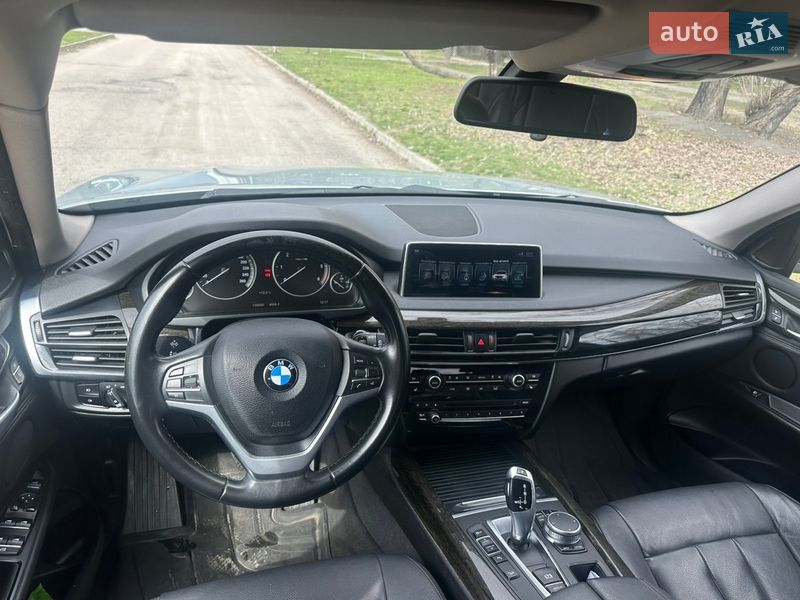 Внедорожник / Кроссовер BMW X5 2017 в Днепре
