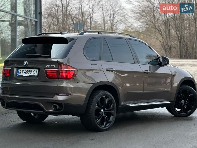 Внедорожник / Кроссовер BMW X5 2011 в Ивано-Франковске