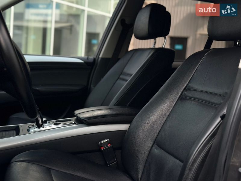 Внедорожник / Кроссовер BMW X5 2011 в Ивано-Франковске
