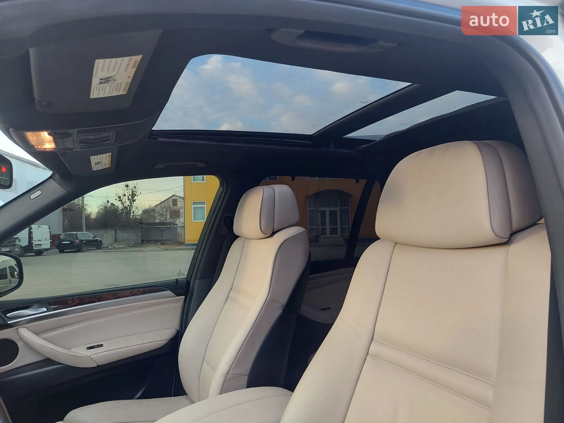 2011 BMW X5 - мініатюра 28